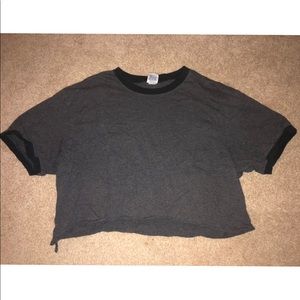dark gray cropped tee shirt